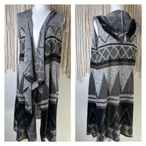 Aztec Print Sleeveless Cardigan